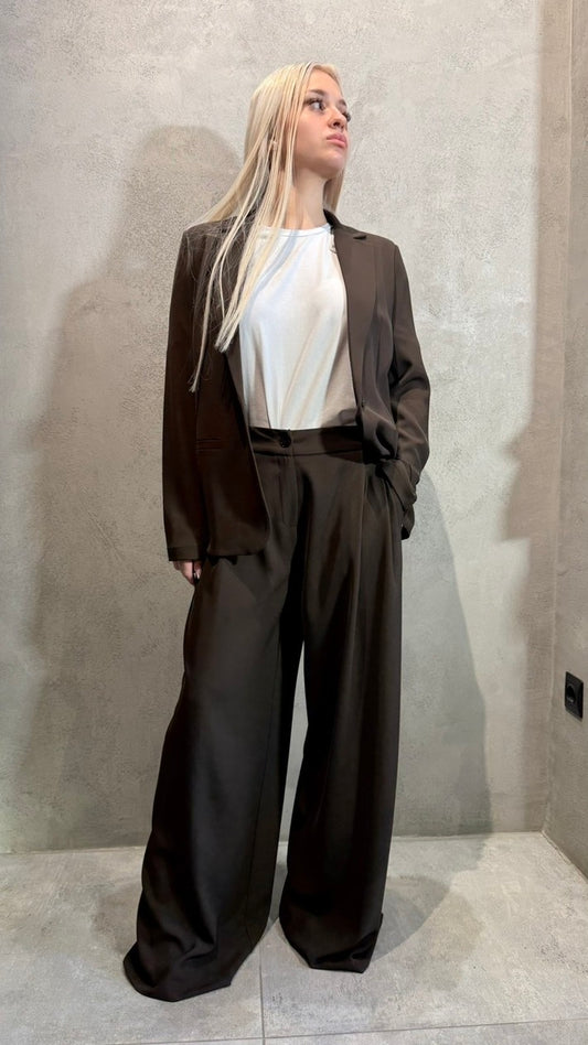 MAKENA SUIT BROWN - Vesta Donna