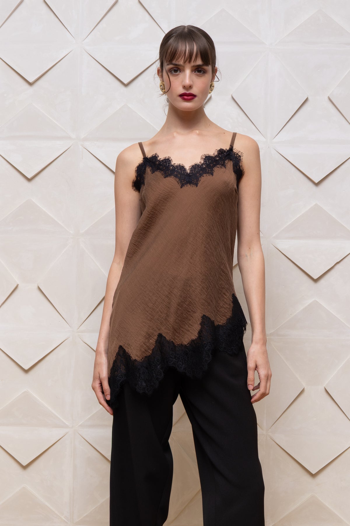  JAYLA LACE TRIM TOP BROWN - Vesta Donna 