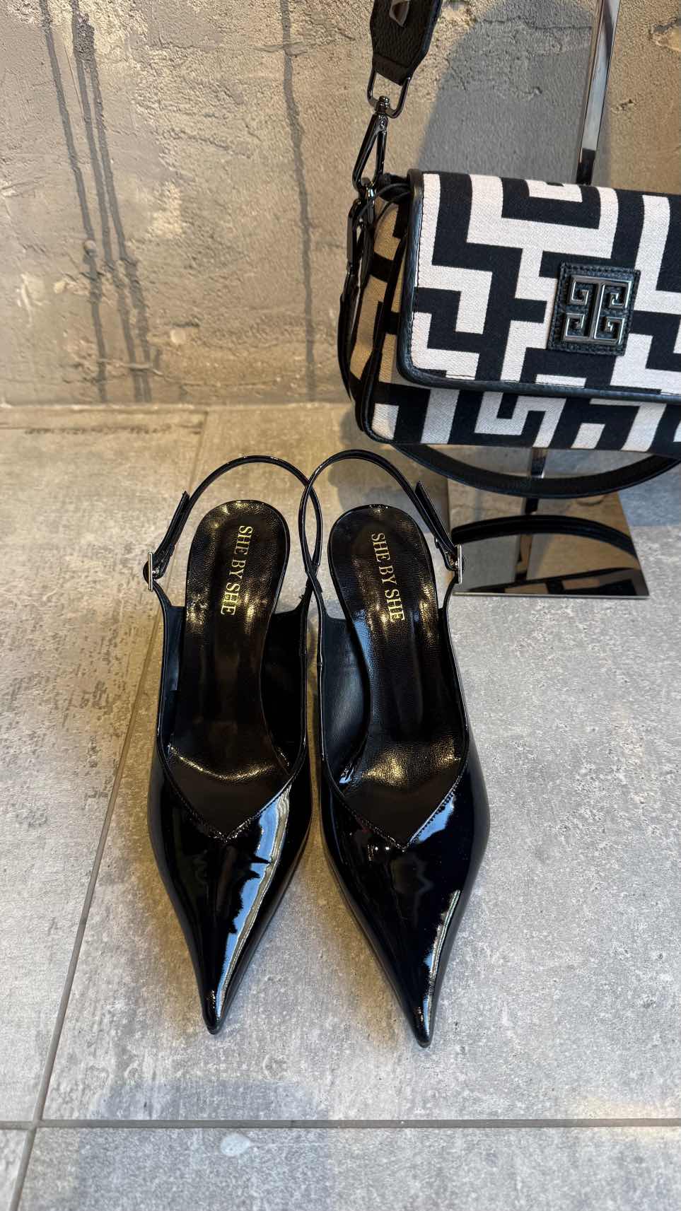  MARGO BLACK PATTERN LEATHER HEELS - Vesta Donna 