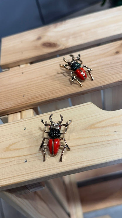  ΚΑΡΦΙΤΣΑ STAG BEETLE RED - Vesta Donna 