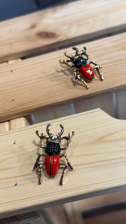  ΚΑΡΦΙΤΣΑ STAG BEETLE RED - Vesta Donna 