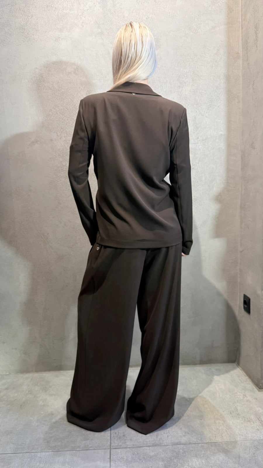  MAKENA SUIT BROWN - Vesta Donna 