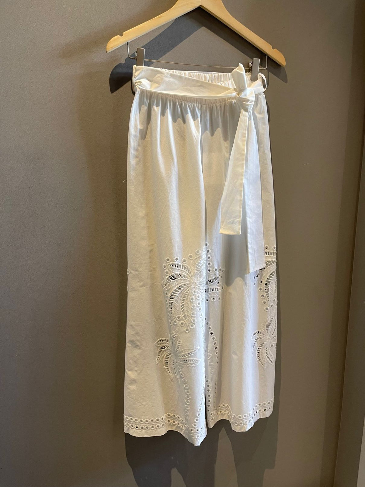 MELISSINA WHITE PANTS - Vesta Donna 