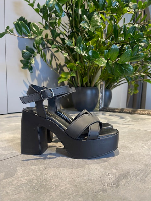  TROIAN SHOES BLACK - Vesta Donna 