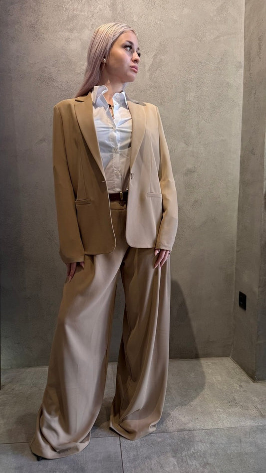  MAKENA SUIT BEIGE - Vesta Donna 