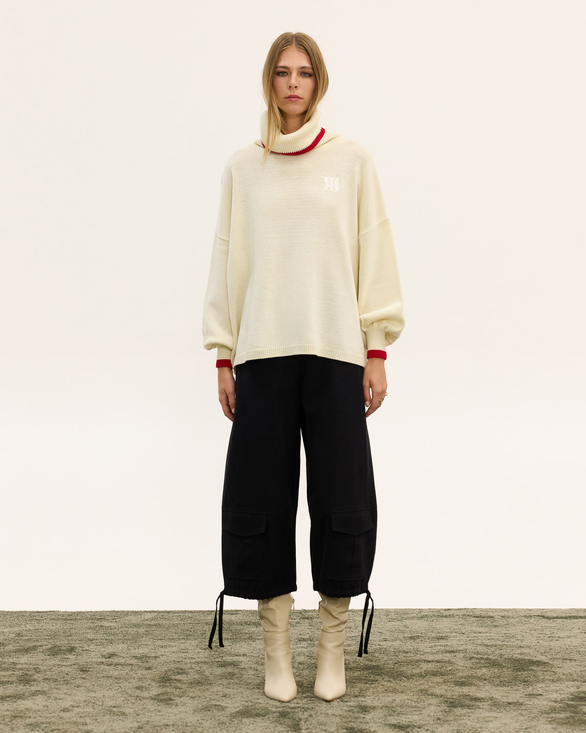 TRAPPED PANTS