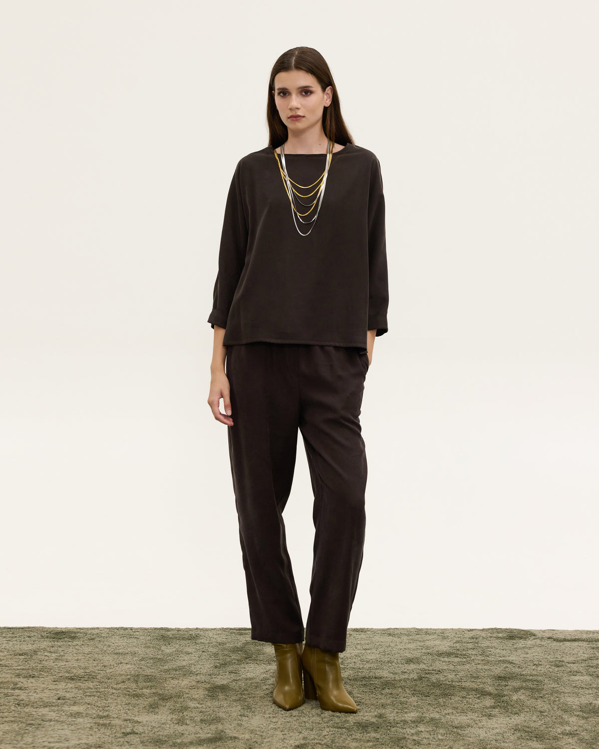 ANNIE TOP BROWN