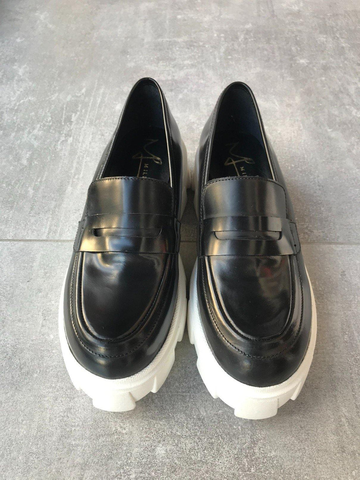  ΑΣΠΡΟΜΑΥΡΟ LOAFER - Vesta Donna 